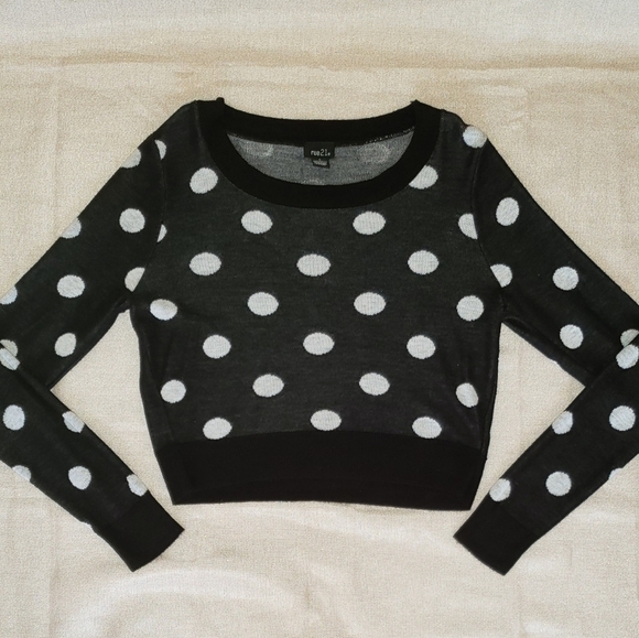 Rue21 Tops - 🏷 Rue21 Crop Sweater